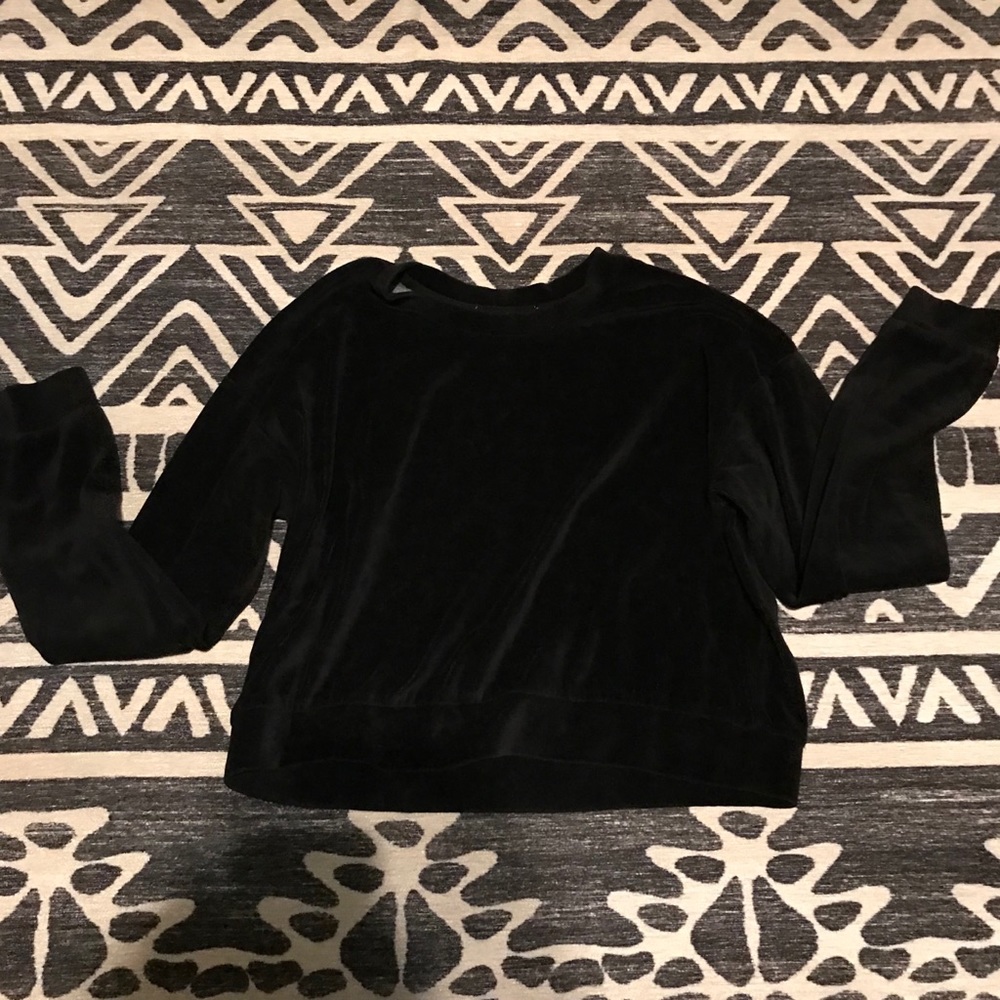 Vintage black velour cropped sweatshirt